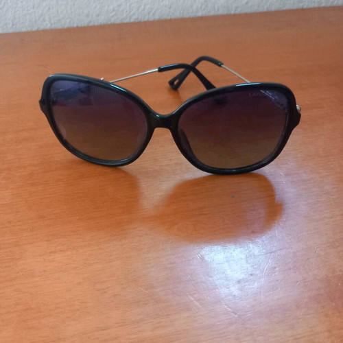 Sunglasses used, black
