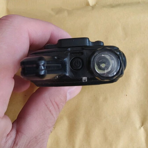 Baofeng BF-T1 UHF transceiver like new with FM radio and USB charger
