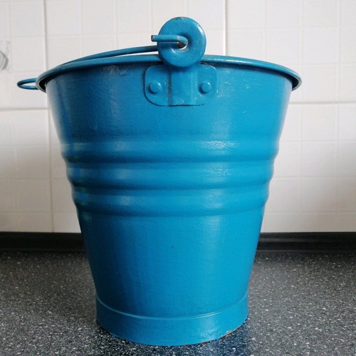 Metal bucket like new, blue island style color