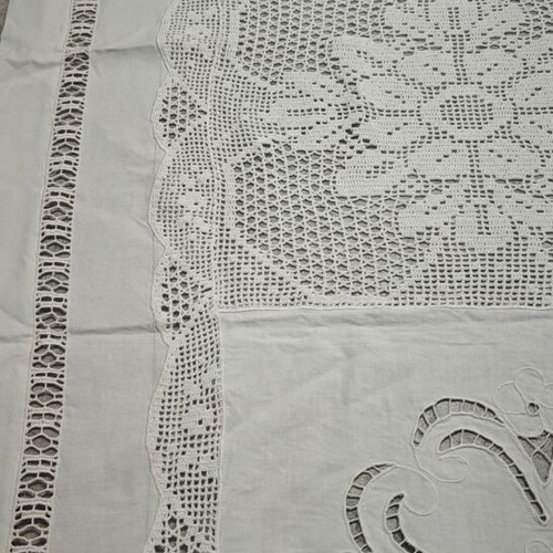 Handmade tablecloth from azur knit and machine 90x96 cm new