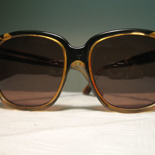 Vintage 70's no name sunglasses