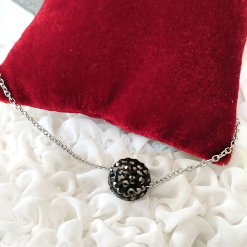 Handmade necklace with stainless steel chain in silver and sparkling pave-strass bead new