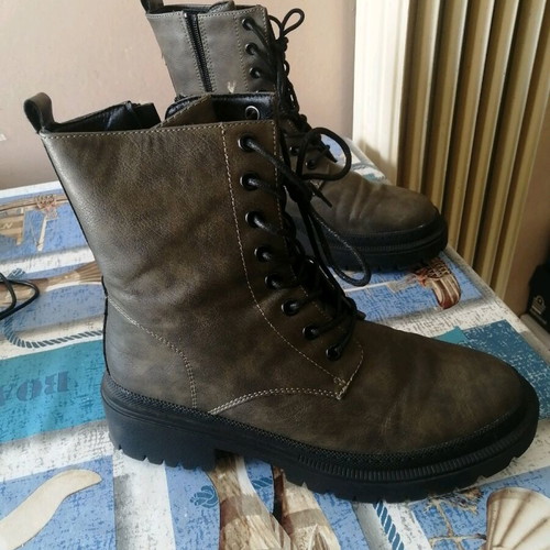 Voi and Noi women's leather boots like new, brown, size 39