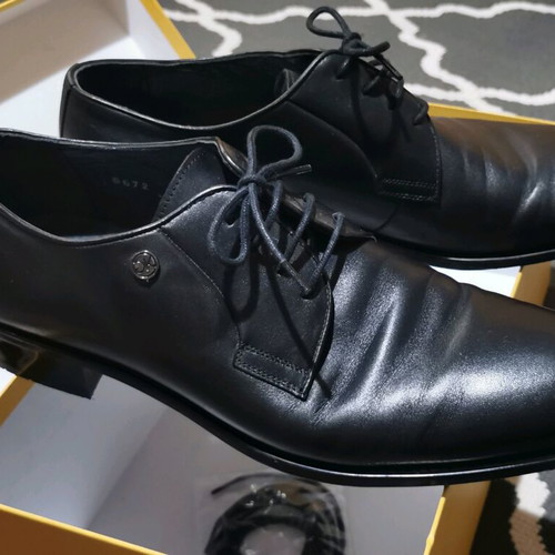 GK Uomo men's shoes scarponi like new, size 42, black