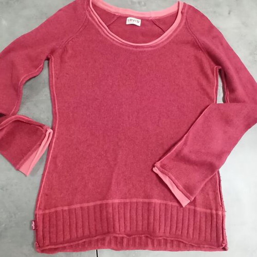 Levi's women's sweater red like new