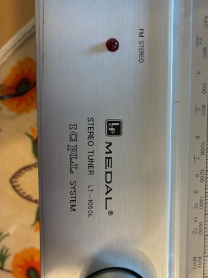 Medal stereo tuner LT 105OL μεταχειρισμένο ραδιόφωνο
