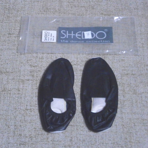 Soft Leather Sheddo Ballet Shoes size 33 new, black