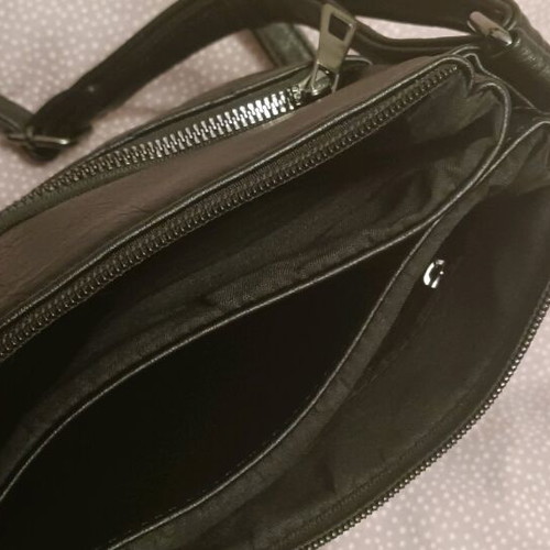 Angel crossbody bag like new, black with 6 separate compartments