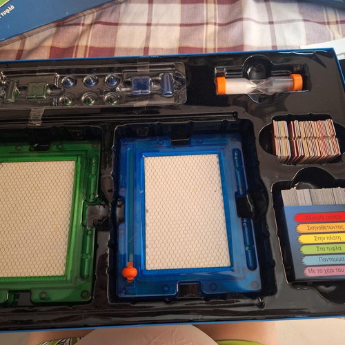Pictionary Mania! board game used, Mattel edition