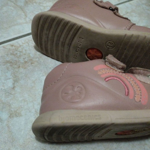 Biomecanics shoes size 22 used, pink