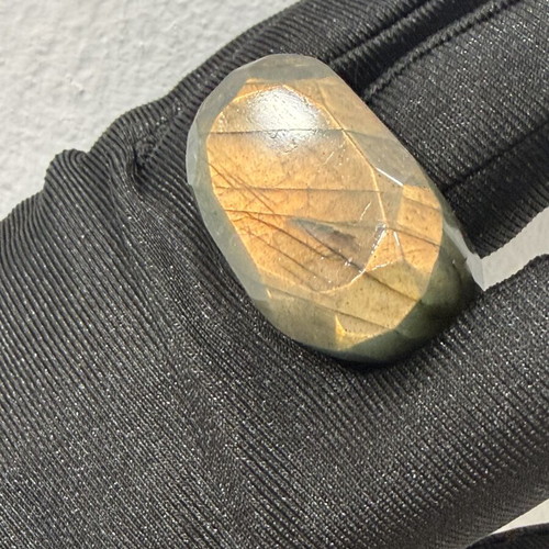 Labradorite ring with golden shine
