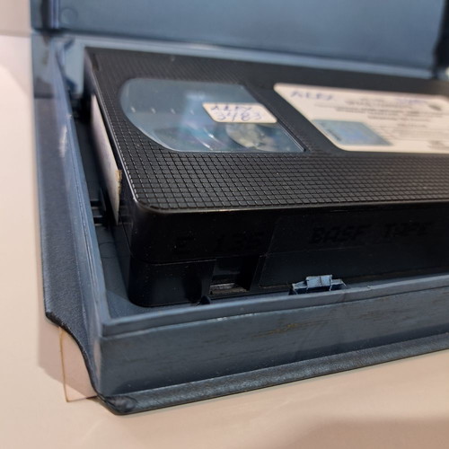 Space Cowboys VHS used with Greek subtitles