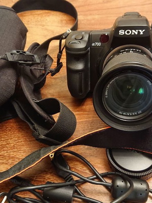 SONY DSLR a700
