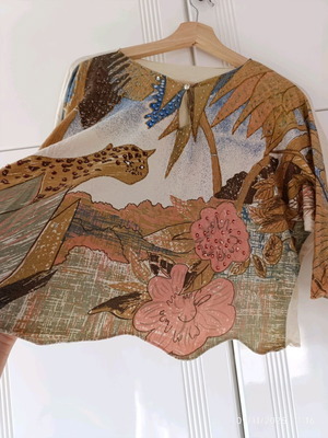 Vintage blouse embroidered with sequins like new, beige multicolor
