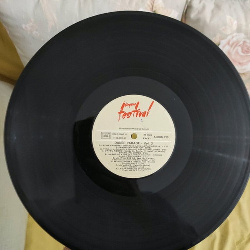 Dance Parade vol 3 vinyl like new, double record pop