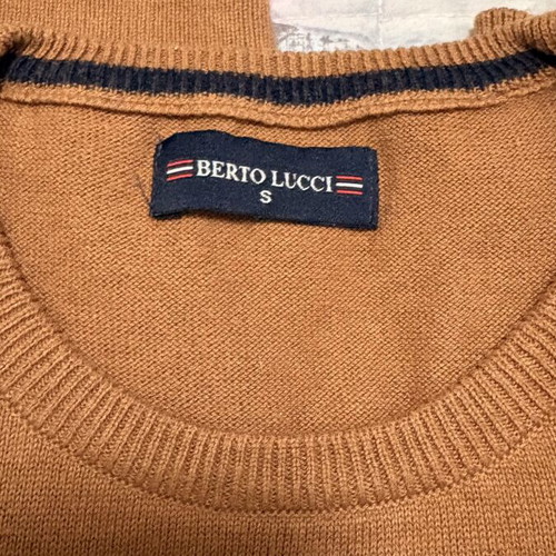 Berto Lucci cotton sweater small like new, orange