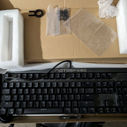 Motospeed CK103 mechanical keyboard with Outemu blue switches used