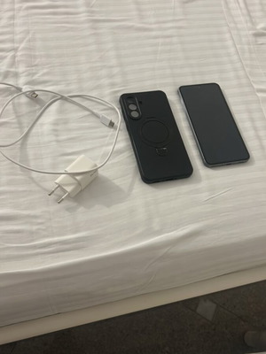 Samsung Galaxy A56 128GB like new, black, Android phone