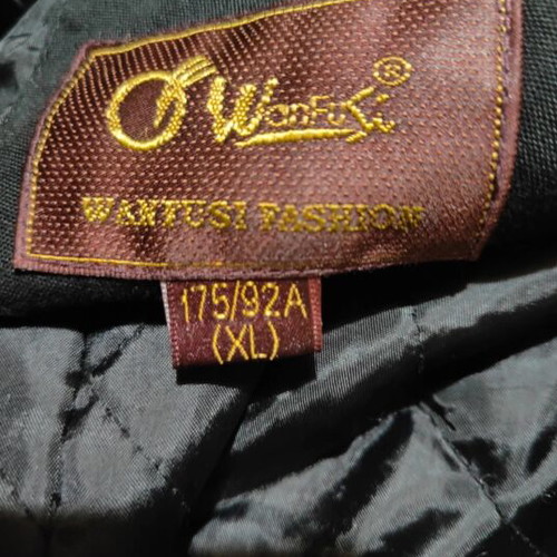 Wanfusi Fashion women's long black coat XL used