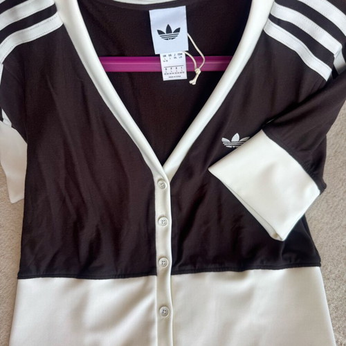 Adidas cropped jacket like new, soft cotton, brown, size L