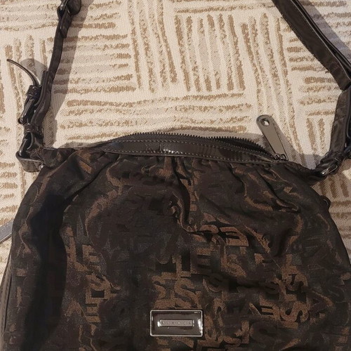 Sisley shoulder bag like new, brown with embossed letters and patent details