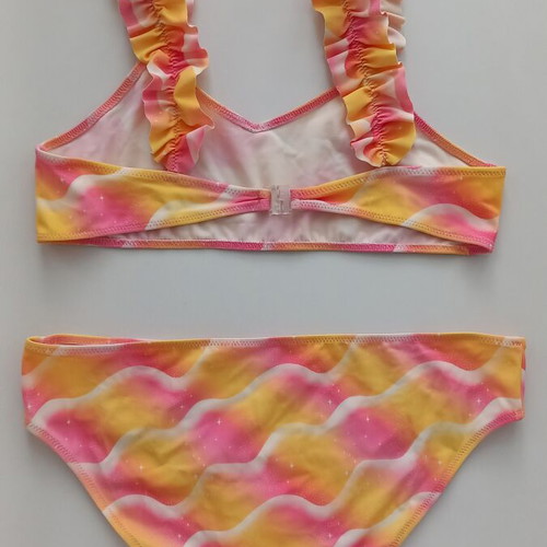 Girls' swimsuit used, size 11-12 years