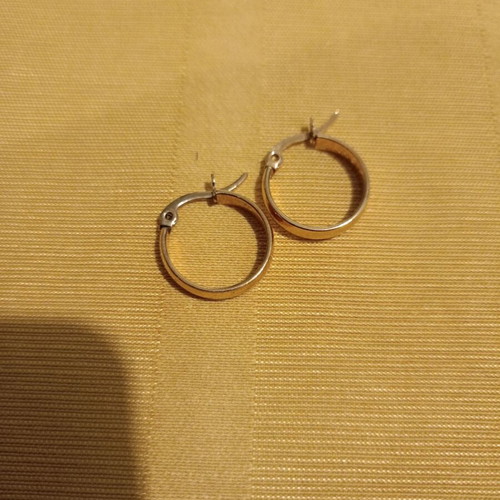 Women's earrings used, various sizes, gold and silver colors