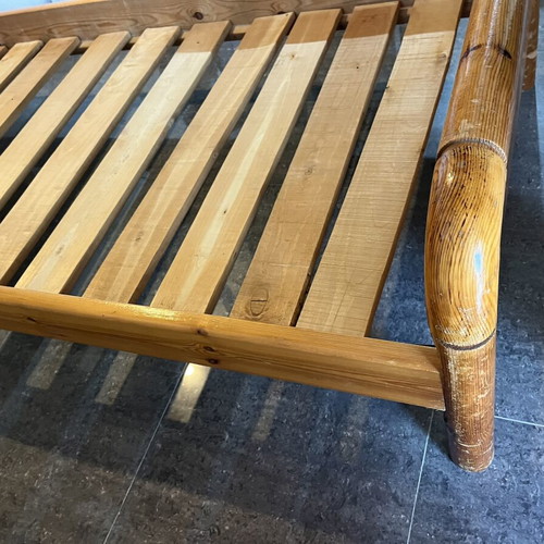 Single bed frame in Swedish wood 1x2 meters