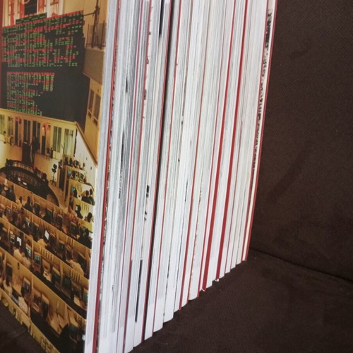 Greece 20th Century History Book Set 1900-2000 like new, 20 volumes