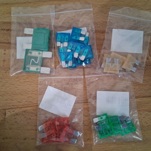 Car fuses set, various amperes, Littelfuse & MTA