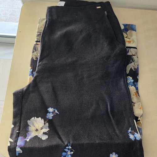 Toi&Moi black pants size L like new