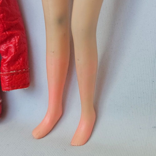 The World of Love Fashion Doll by Hasbro used, vintage