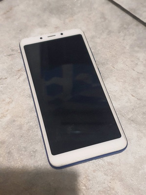 Xiaomi Redmi 6 μεταχειρισμένο για ανταλλακτικά, σε άγνωστη κατάσταση