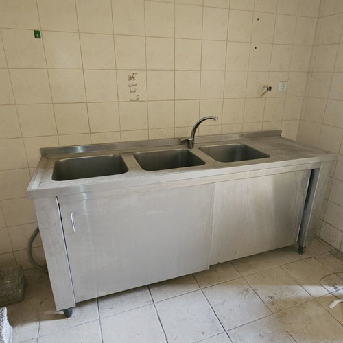Stainless Steel Professional Sink 3 Basins 1.90m like new