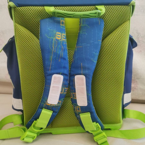 Ben 10 Vintage School Backpack like new for Primary School