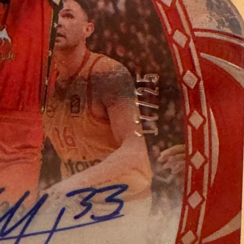 Nikola Mirotic Crystal Red Auto 11/25 Panini Crown Royale EuroLeague 2024-25
