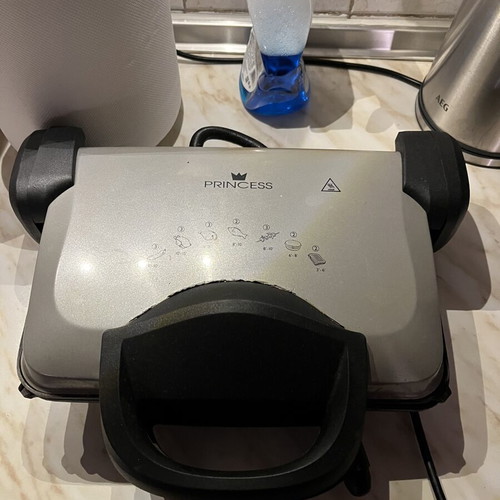 Princess Toaster used, grills bread and meat