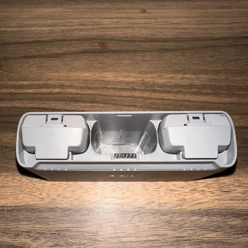 DJI controller like new with sunshade, charging hub, 3 batteries and carrying bag