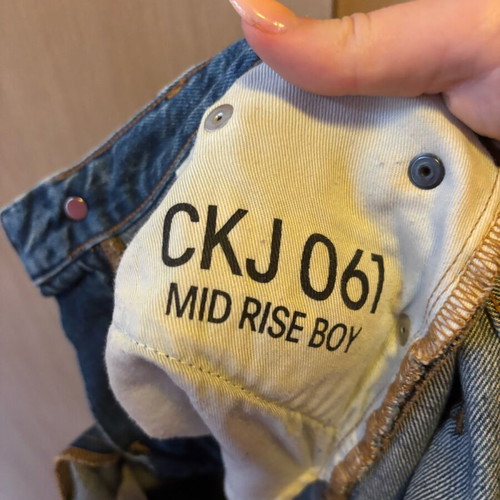 Calvin Klein J 061 mid rise boyfriend jeans like new, size XS