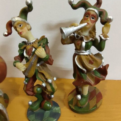 Musical figures handmade rare set of 4 polyresin like new