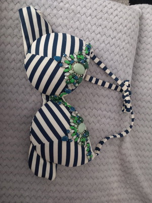 Women's swimsuit like new with elegant details