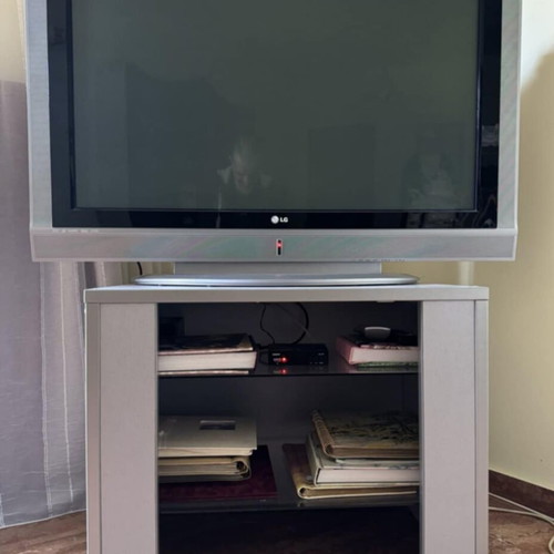 LG 42" Plasma TV used with 80 GB hard drive and digital decoder