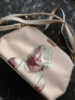 Vintage τσάντα ώμου 50's μπεζ με φιγούρα Marilyn Monroe καινούργια