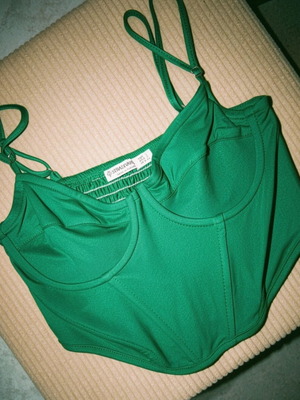 Corset top Stradivarius green size S like new