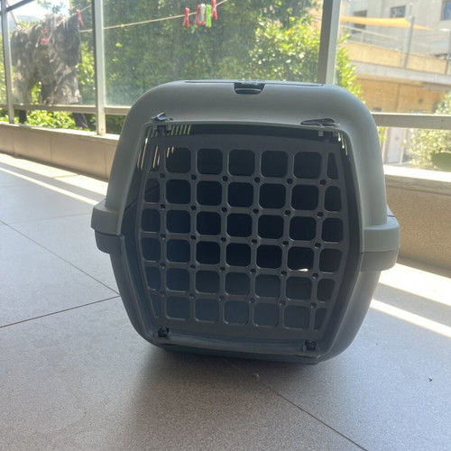 Pet Carrier with Removable Top and Door, New