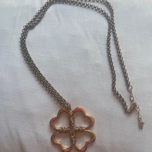 Folli Follie Four-Lead Clover Necklace Like New, Vintage Gold Color