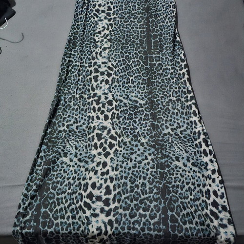 Long sleeveless dress with turquoise leopard print