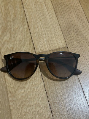 Γυαλιά ηλίου Ray Ban μεταχειρισμένα, καφέ, με αποχρωματισμό φακών