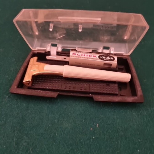 Vintage Schick razor set used, very good condition