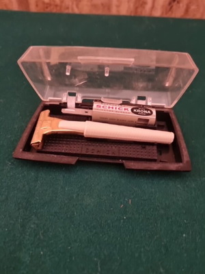Vintage Schick razor set used, very good condition